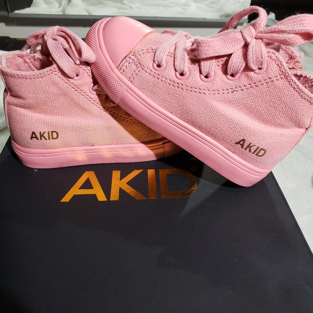 Akid Brand Anthony Pink Hightops Canvas Sneakers